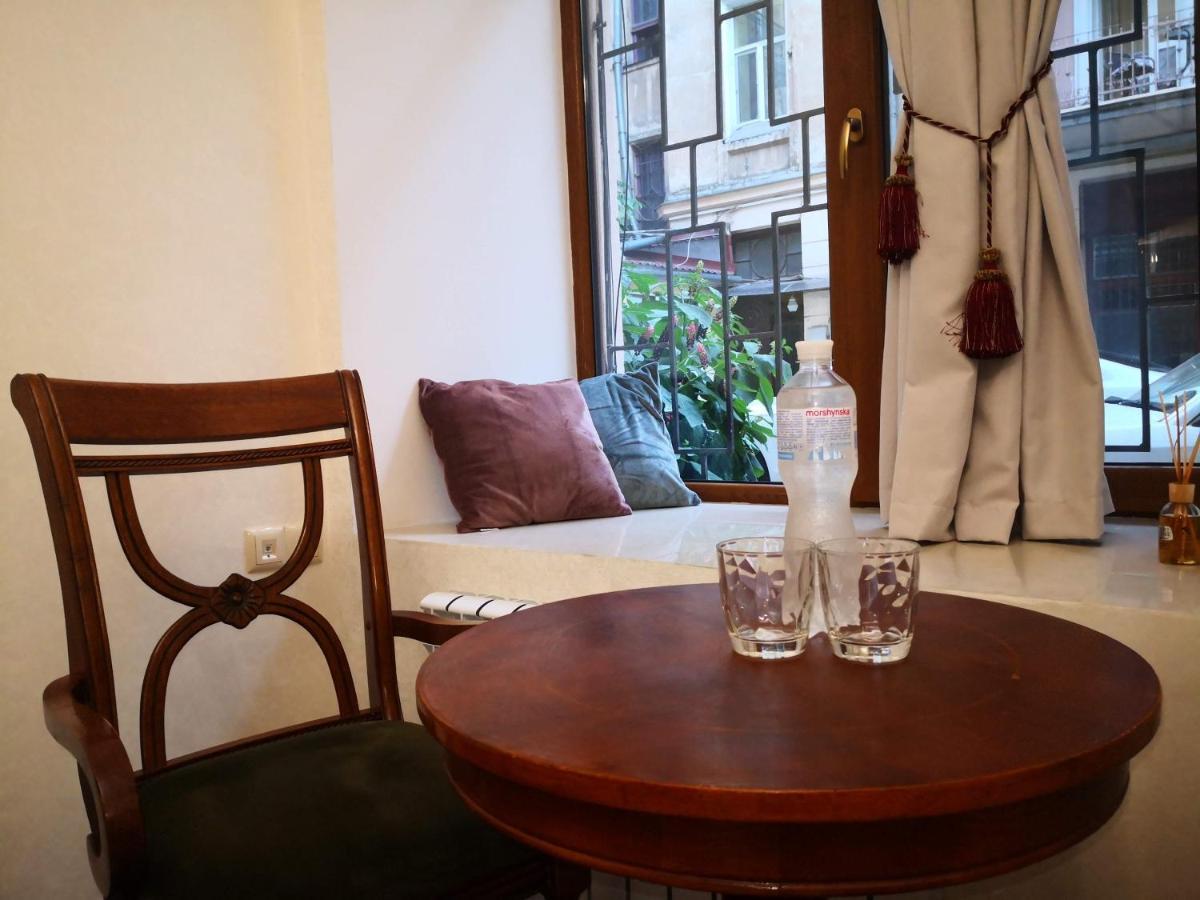 Затишні Апартаменти, Вулиця Дерибасівська, 13 Odessa Luaran gambar