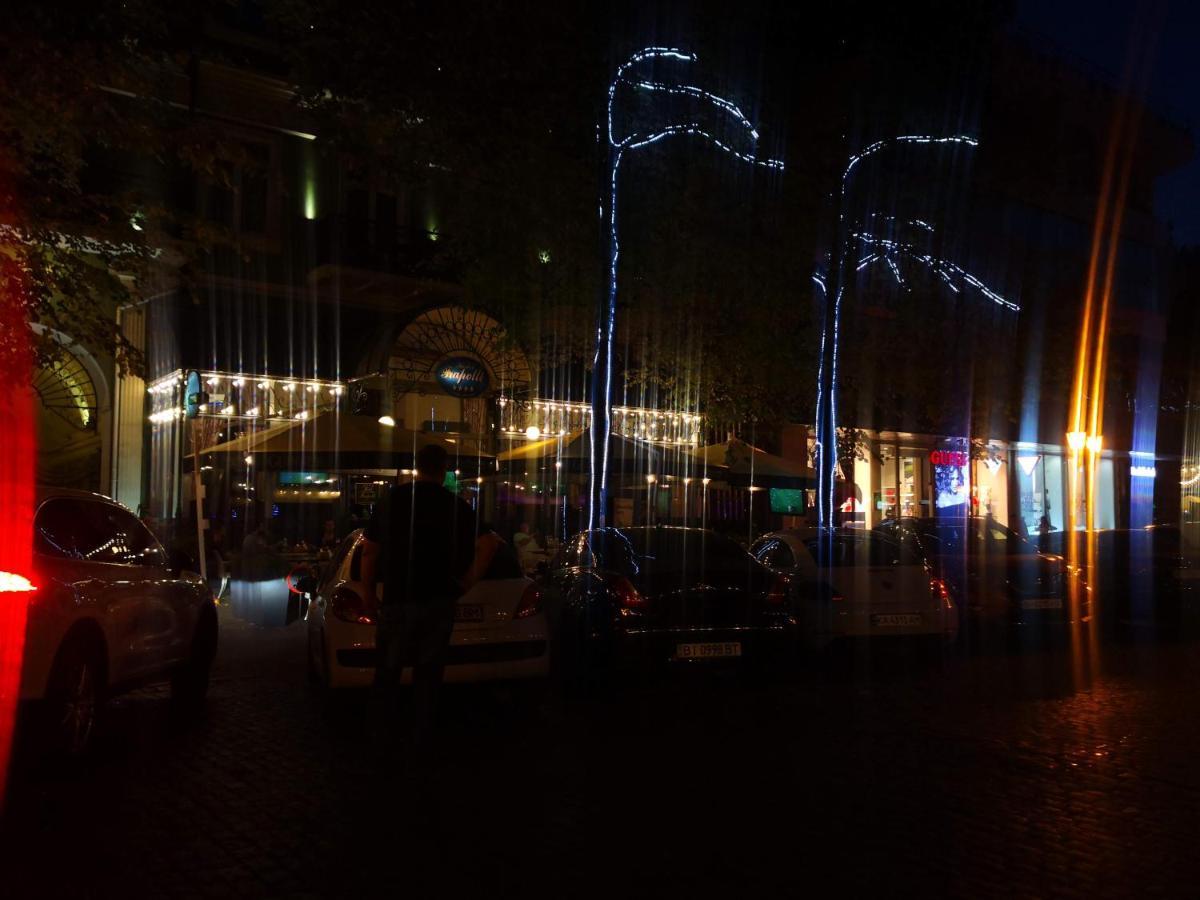 Затишні Апартаменти, Вулиця Дерибасівська, 13 Odessa Luaran gambar